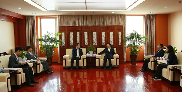 3月29日 公司與海南省農信聯社開展業務交流座談.png