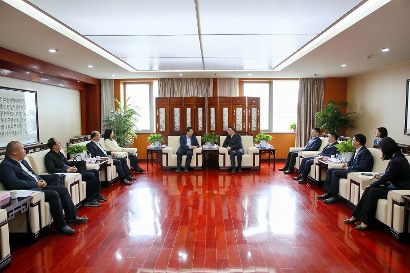 111712798214482203.jpg 4月10日 公司黨委副書記、總裁解志炯會見咸陽市副市長程文杰一行.jpg